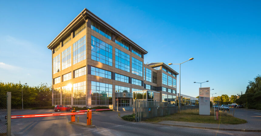 Greenberg Traurig i DWF doradzały przy sprzedaży biurowca Bokserska Office Center