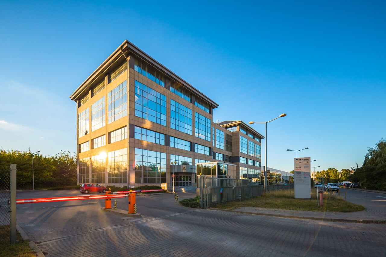 Greenberg Traurig i DWF doradzały przy sprzedaży biurowca Bokserska Office Center