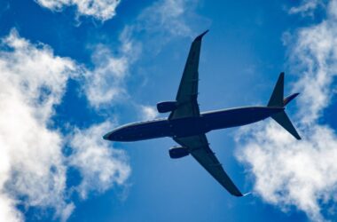Kancelaria Norton Rose Fulbright doradzała PLL LOT w związku z zakupem do 84 samolotów Airbus A220