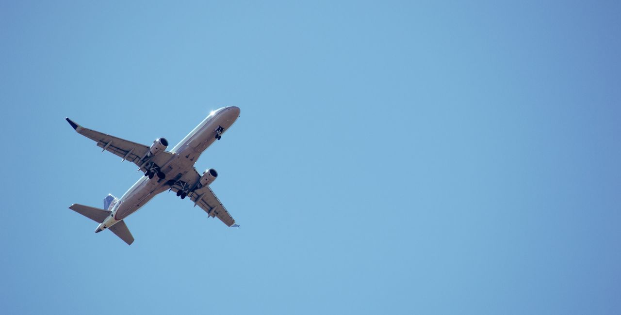 Kancelaria Norton Rose Fulbright doradzała PLL LOT w związku z zakupem do 84 samolotów Airbus A220