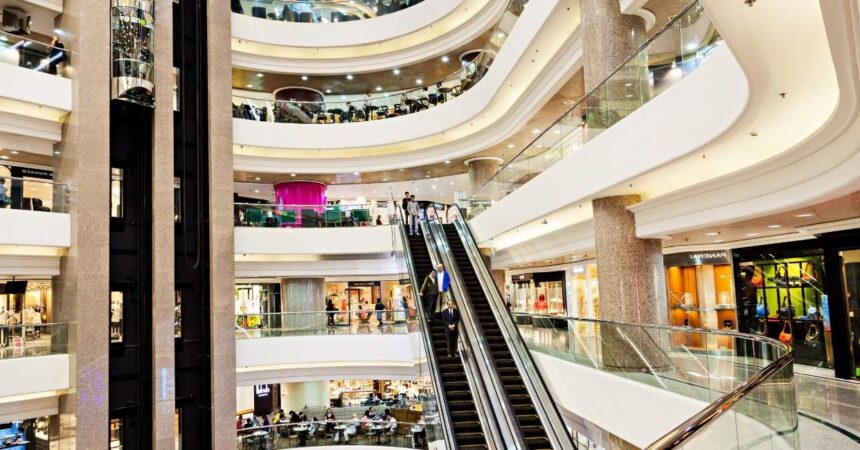 Dentons oraz KNP Kamiński radcowie prawni i adwokaci sp.p. doradzały przy refinansowaniu galerii handlowej EMKA Koszalin