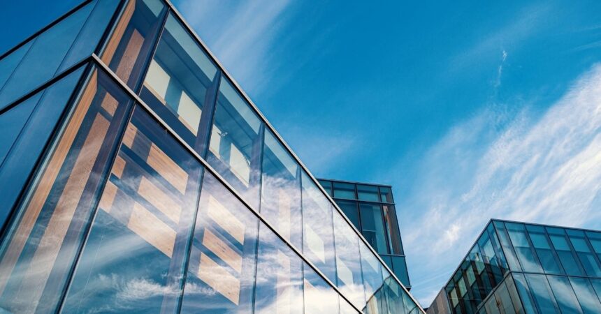 Gide Warsaw doradzała Yareal Polska przy sprzedaży budynku biurowego LIXA D