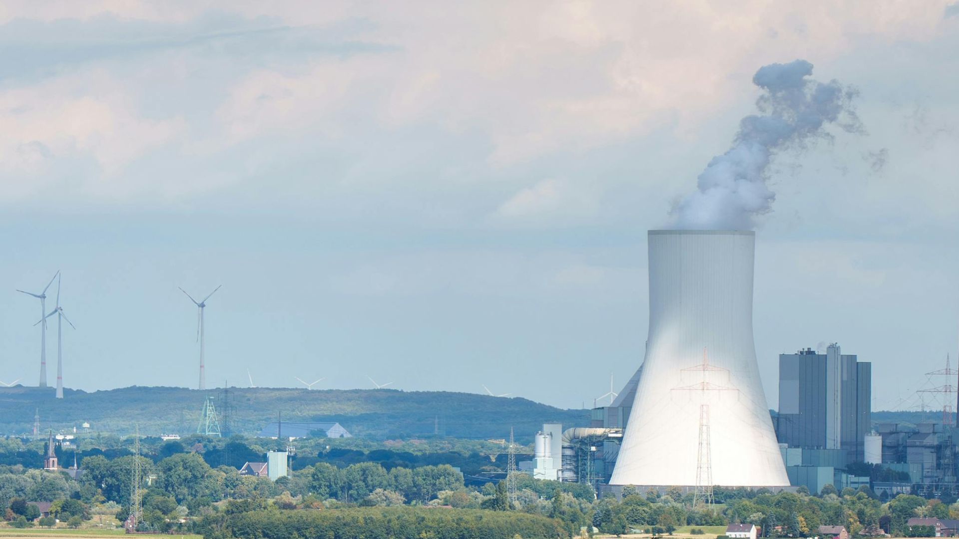 Norton Rose Fulbright doradzała kredytodawcom przy finansowaniu o wartości ok. 2,3 mld zł (546 mln EUR) dla bloku gazowo-parowego o mocy 562 MW w Polsce